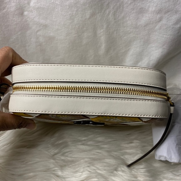 Tory Burch Camera Bag - Picture 4 of 6